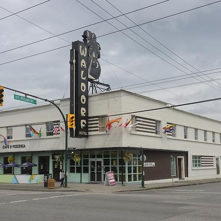 Hotel At The Waldorf Vancouver Exterior photo